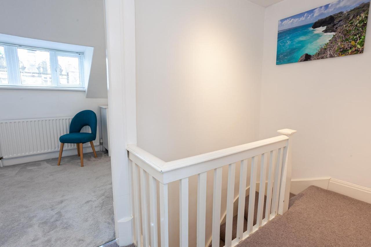 Cosy 2 Bed Apartment - Close To Leeds Centre Luaran gambar