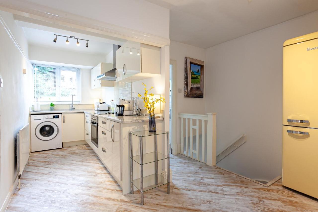 Cosy 2 Bed Apartment - Close To Leeds Centre Luaran gambar